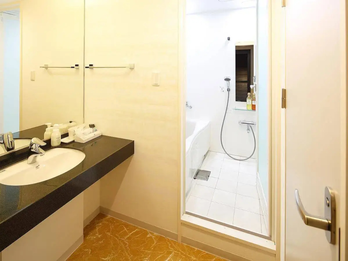 Grand Mercure Lake Biwa Resort & Spa