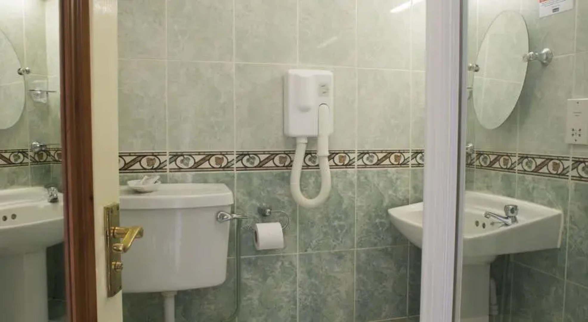 Station Hotel – RelaxInnz