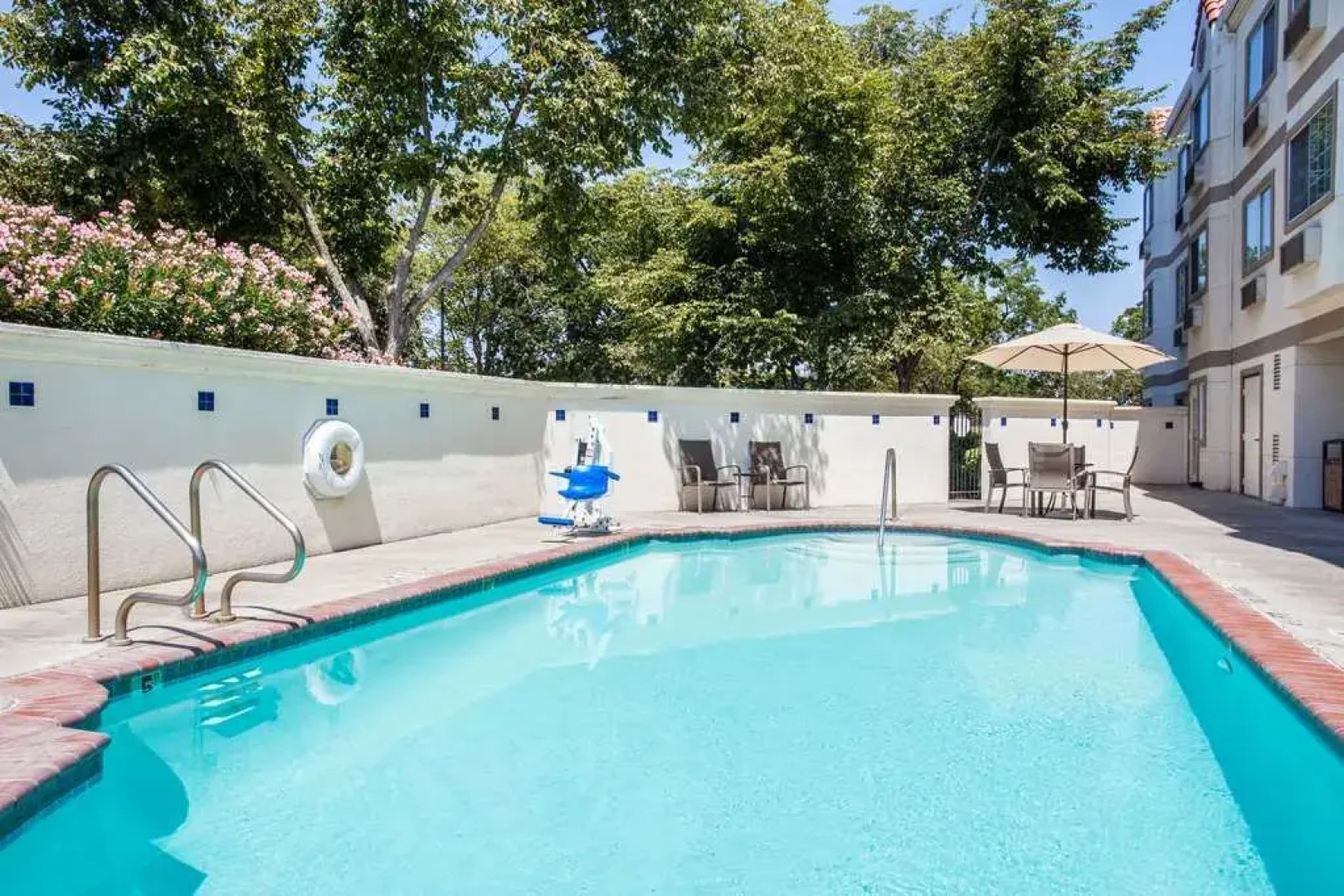 La Quinta Inn & Suites By Wyndham Davis