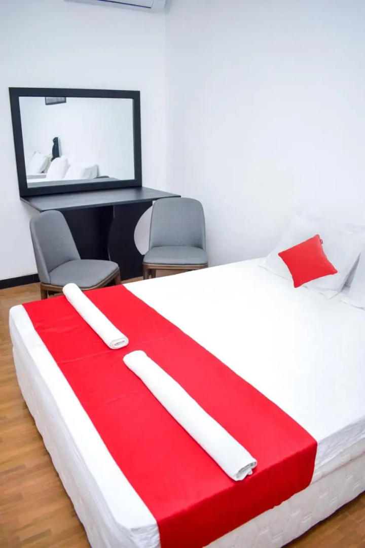 Singha Guest House