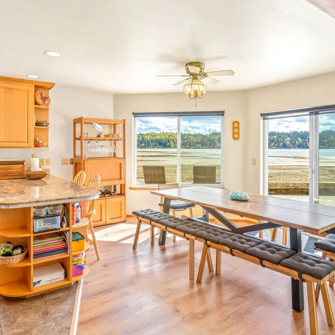 Belfair Beach House in Belfair