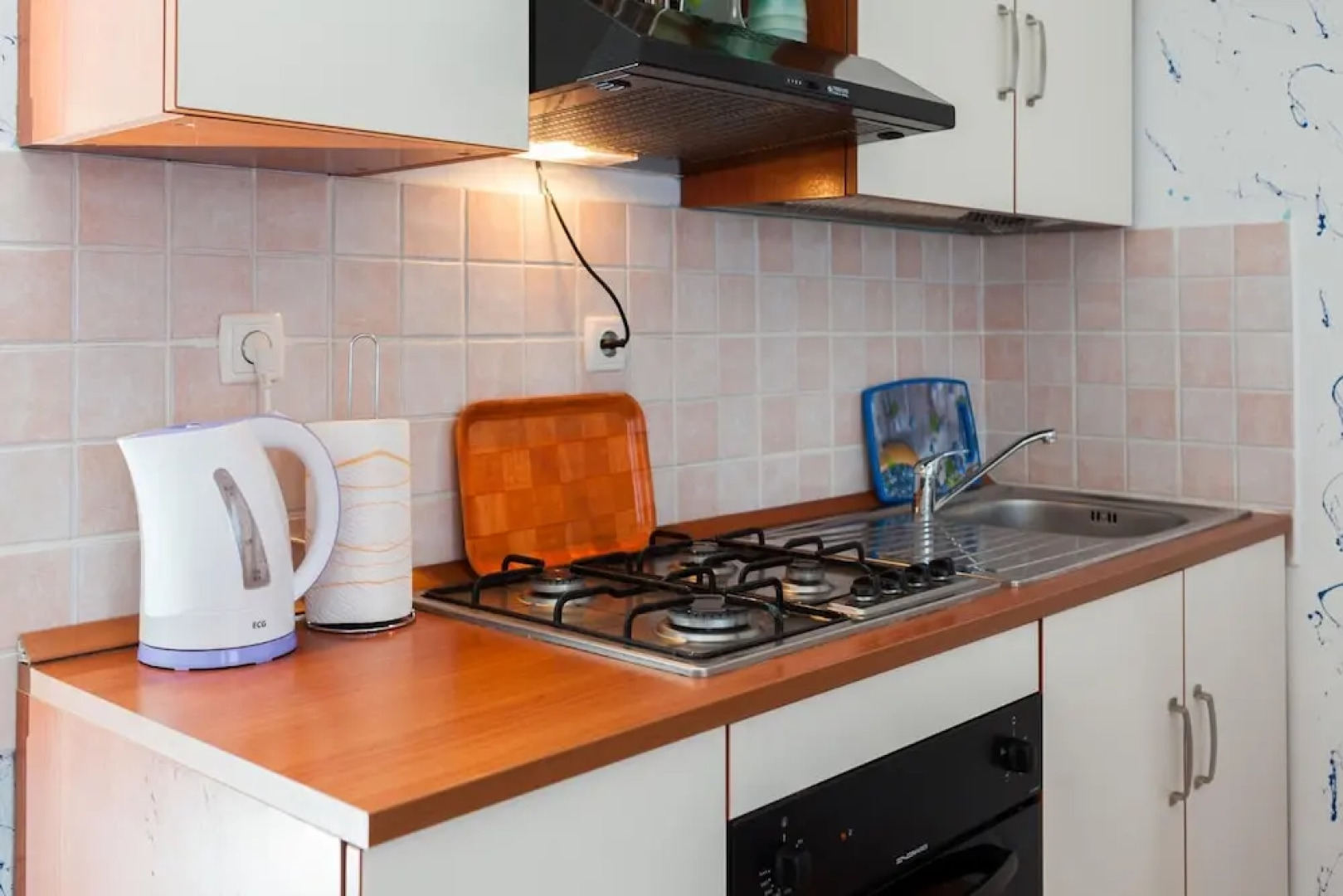 A4 - Modern apt w. Terrace, 3 min Walk to Beach