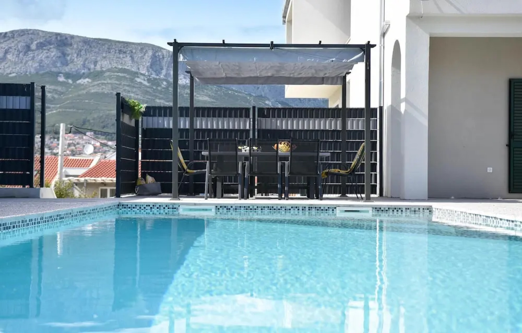 Awesome Home in Solin With 4 Bedrooms, Wifi and Outdoor Swimming Pool