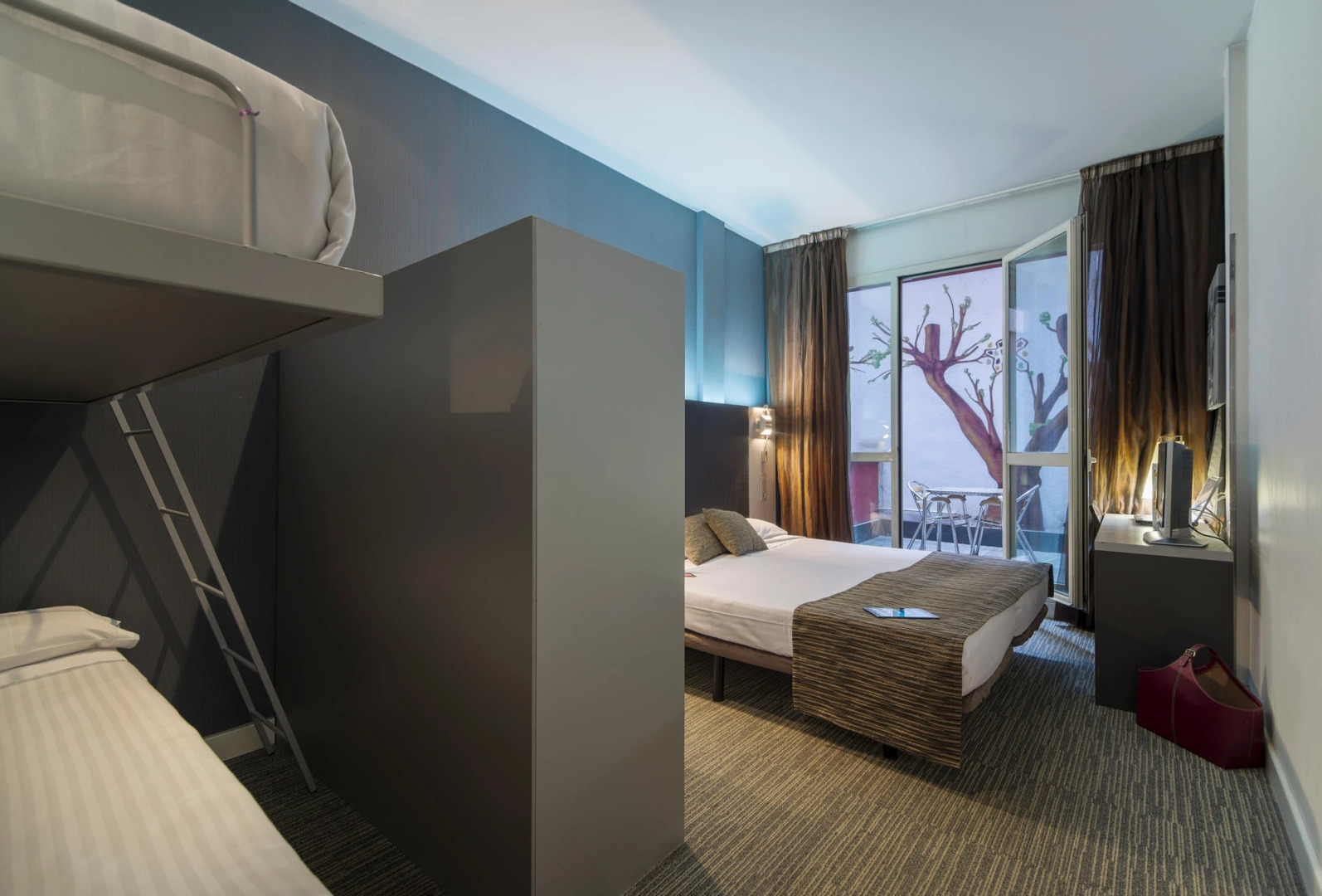 Petit Palace Plaza España