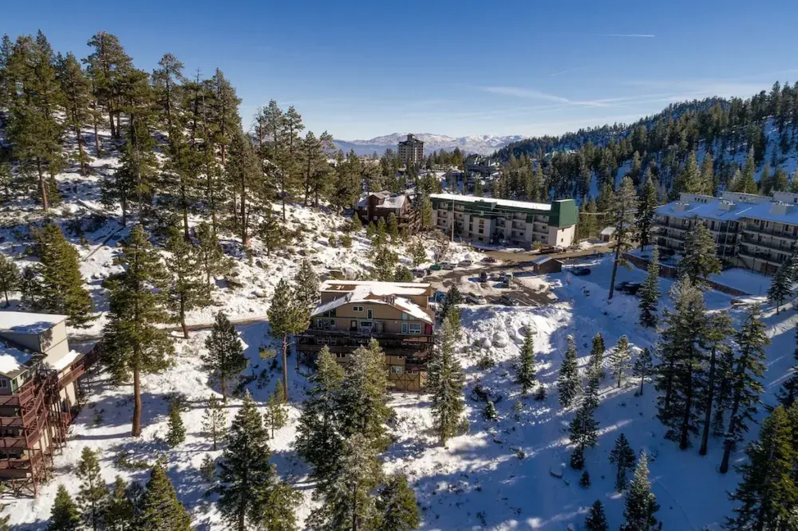 Tall Pine Chalet 3 Bedroom Home