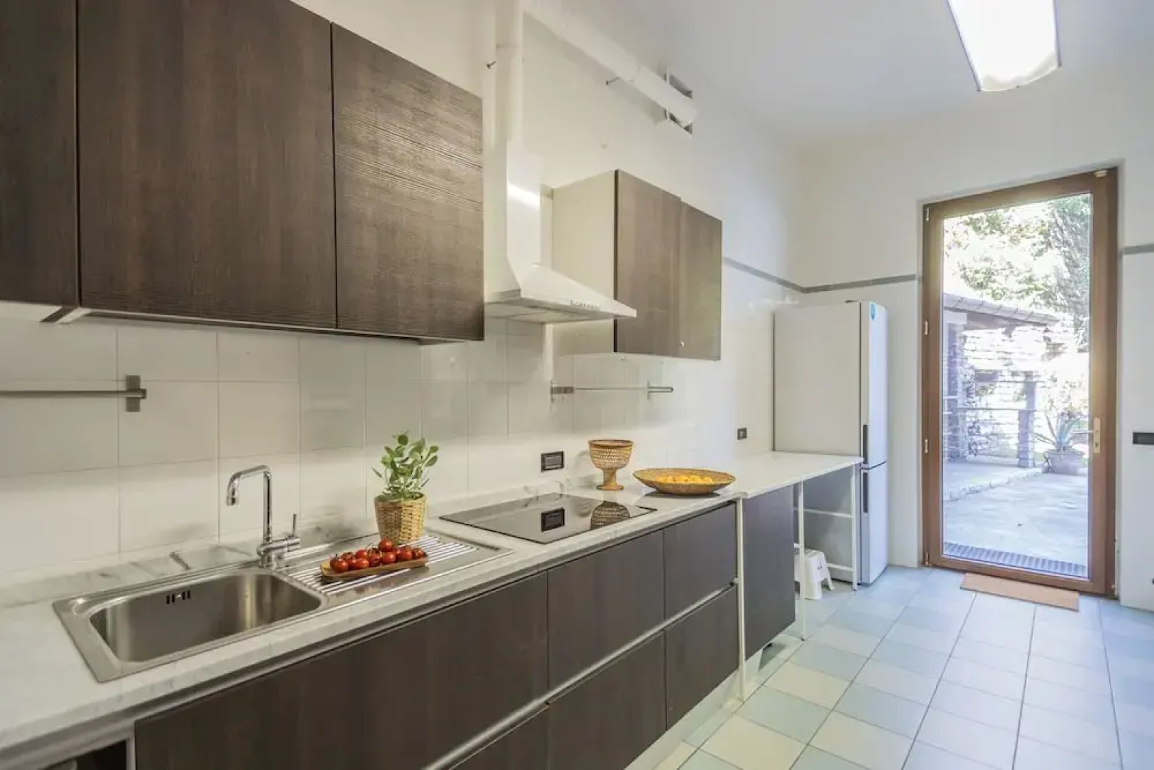 Villa Chiara Moltrasio With Private Garden by Rent all Como