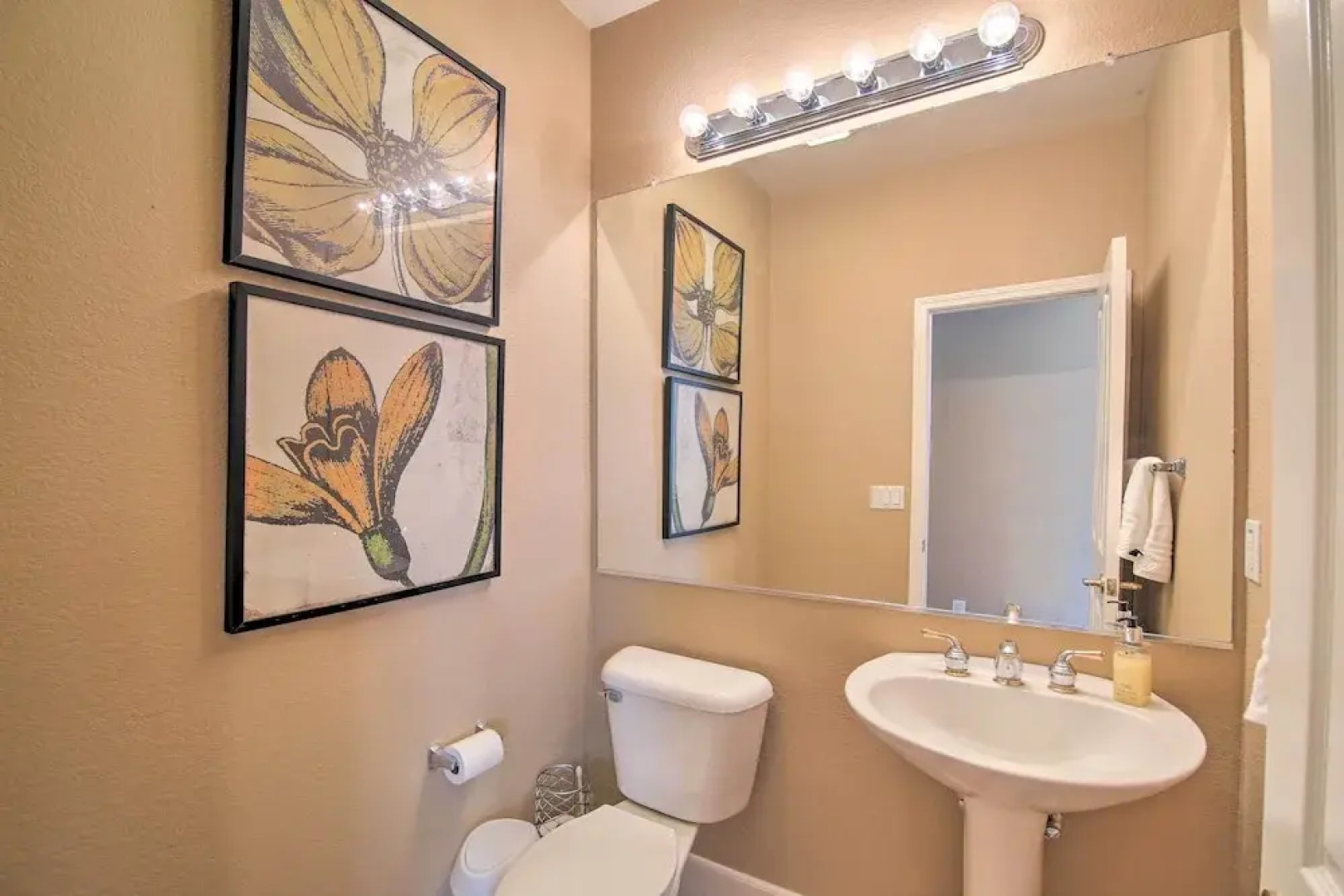 California Gem: Pool, 6 Mi to Dtwn Palm Springs!