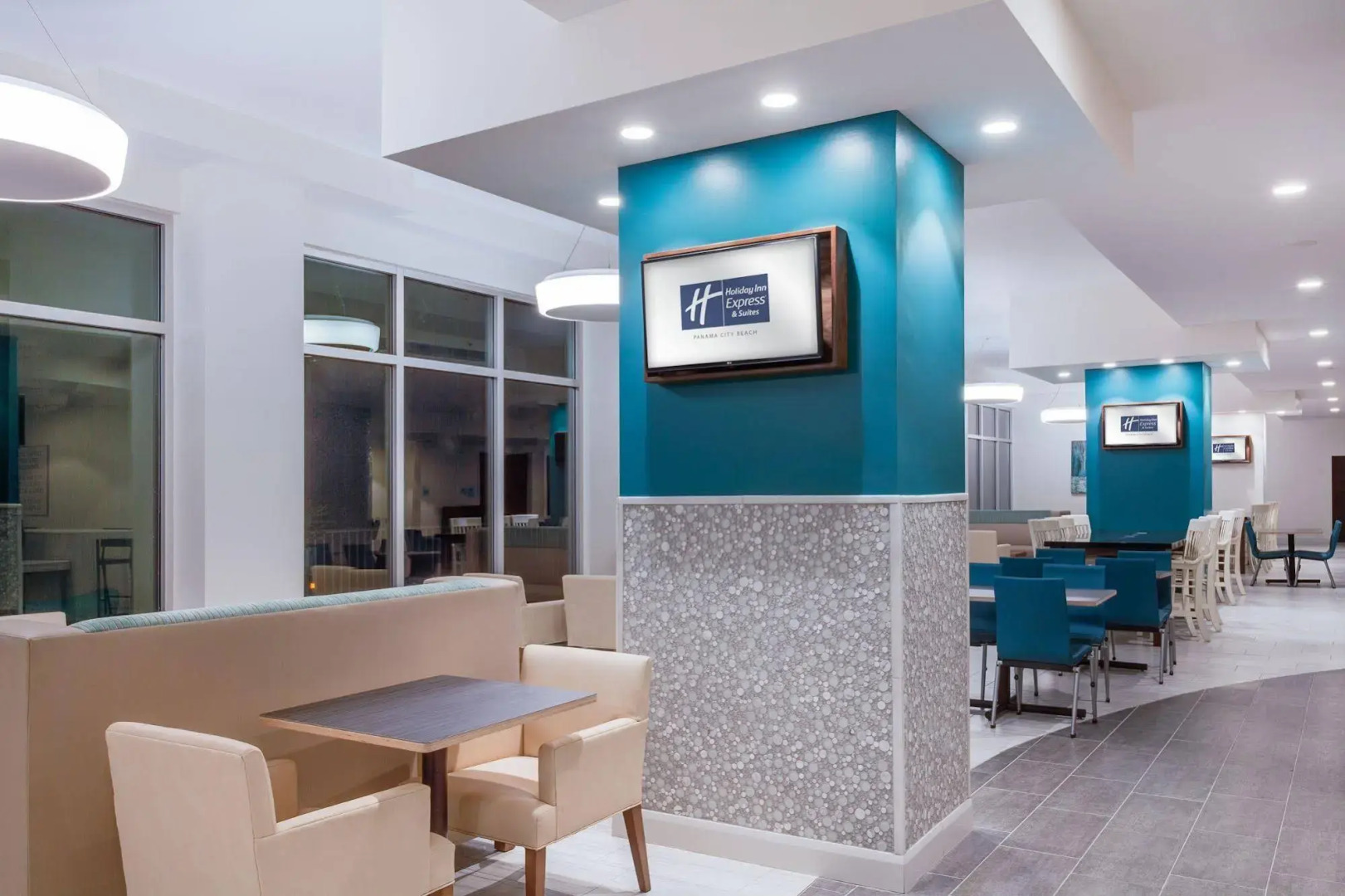 Holiday Inn Express & Suites Panama City Beach - Beachfront by IHG