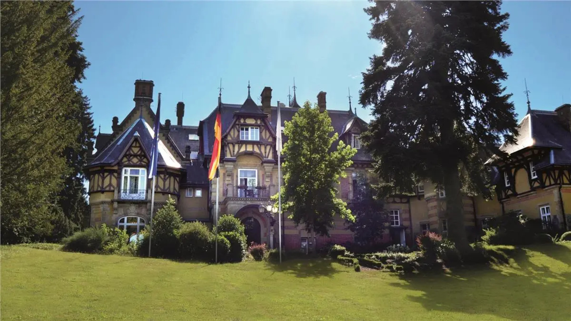 Villa Rothschild, an Autograph Collection Hotel