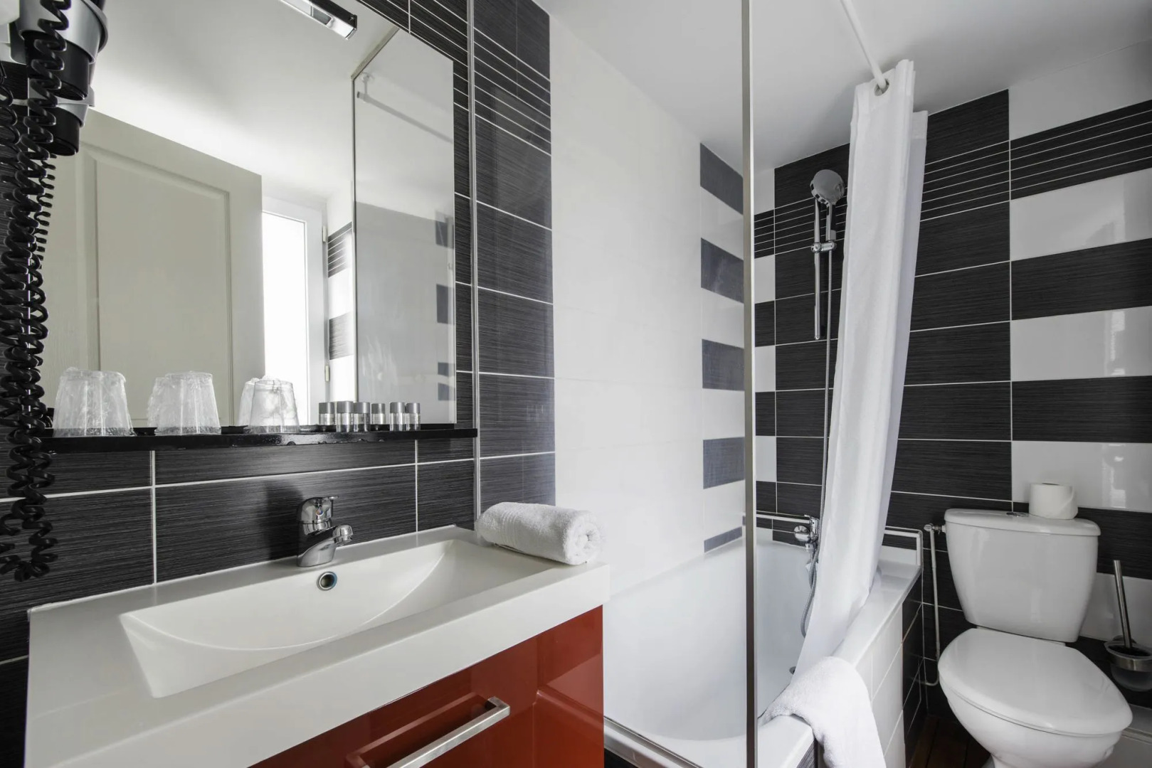 Un Hôtel sur le Port