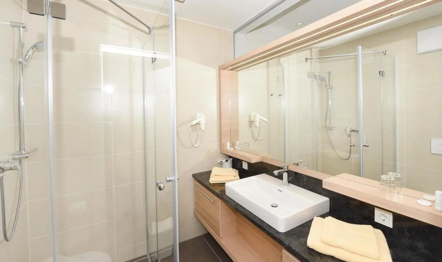 Strandhotel Kärntnerhof