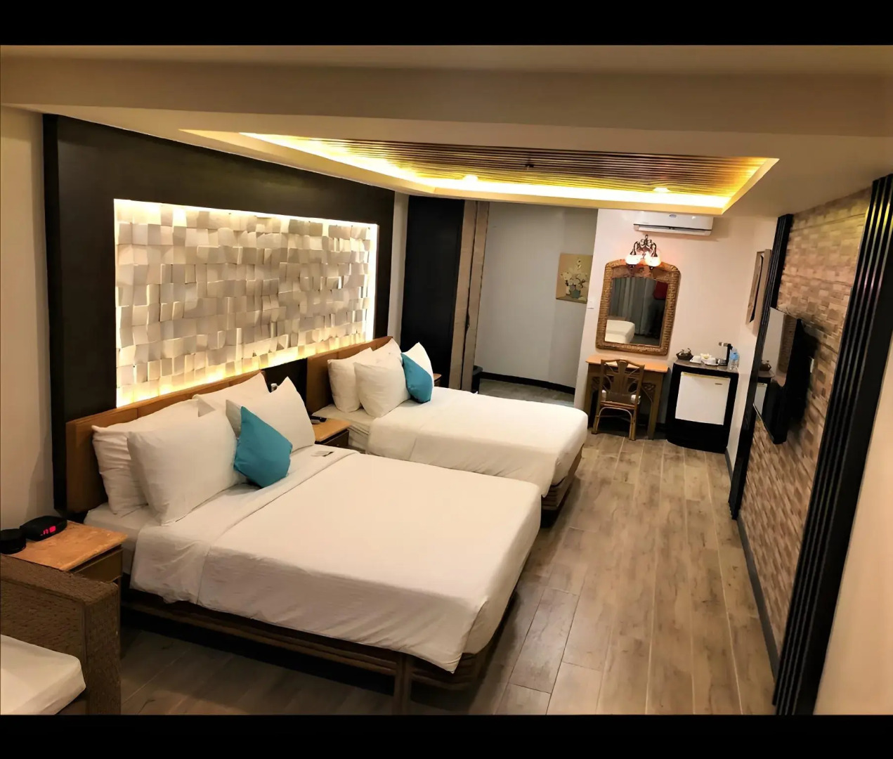 Red Coconut Beach Hotel