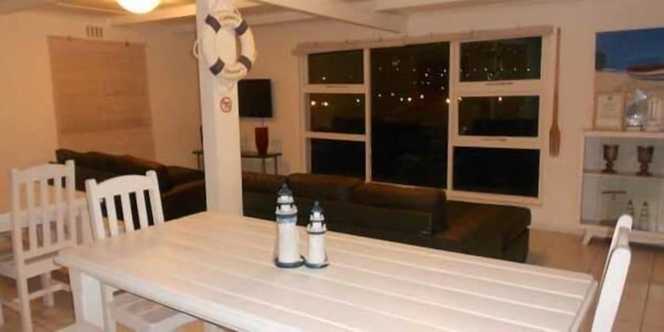 Saldanha Bay Accommodation - Hostel