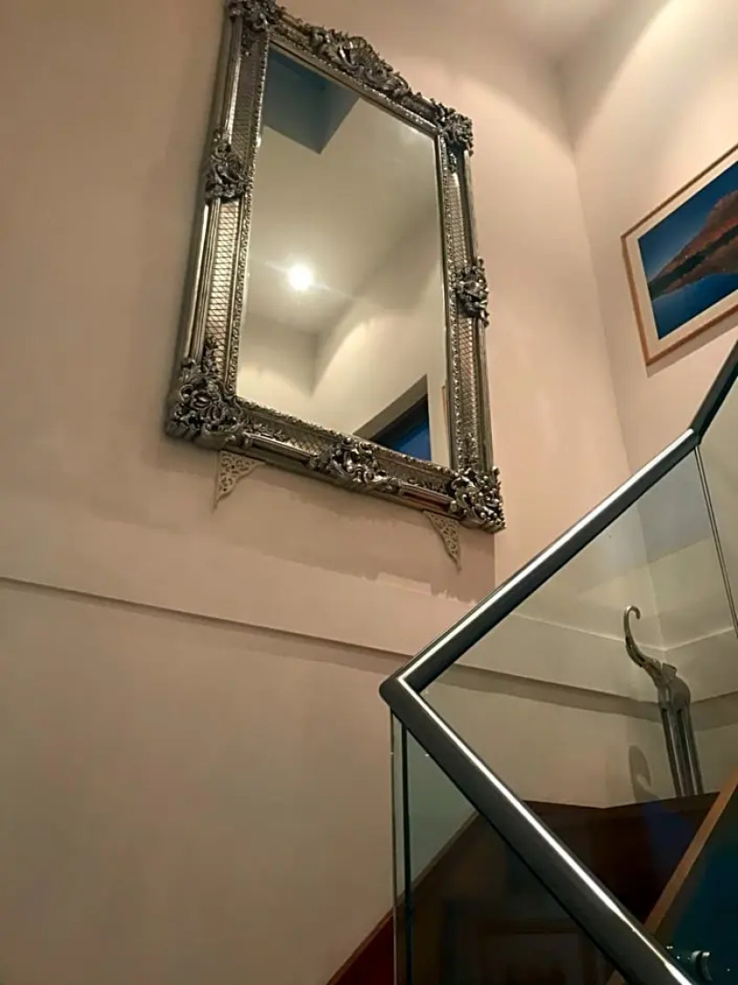 James Clow Bed & Breakfast