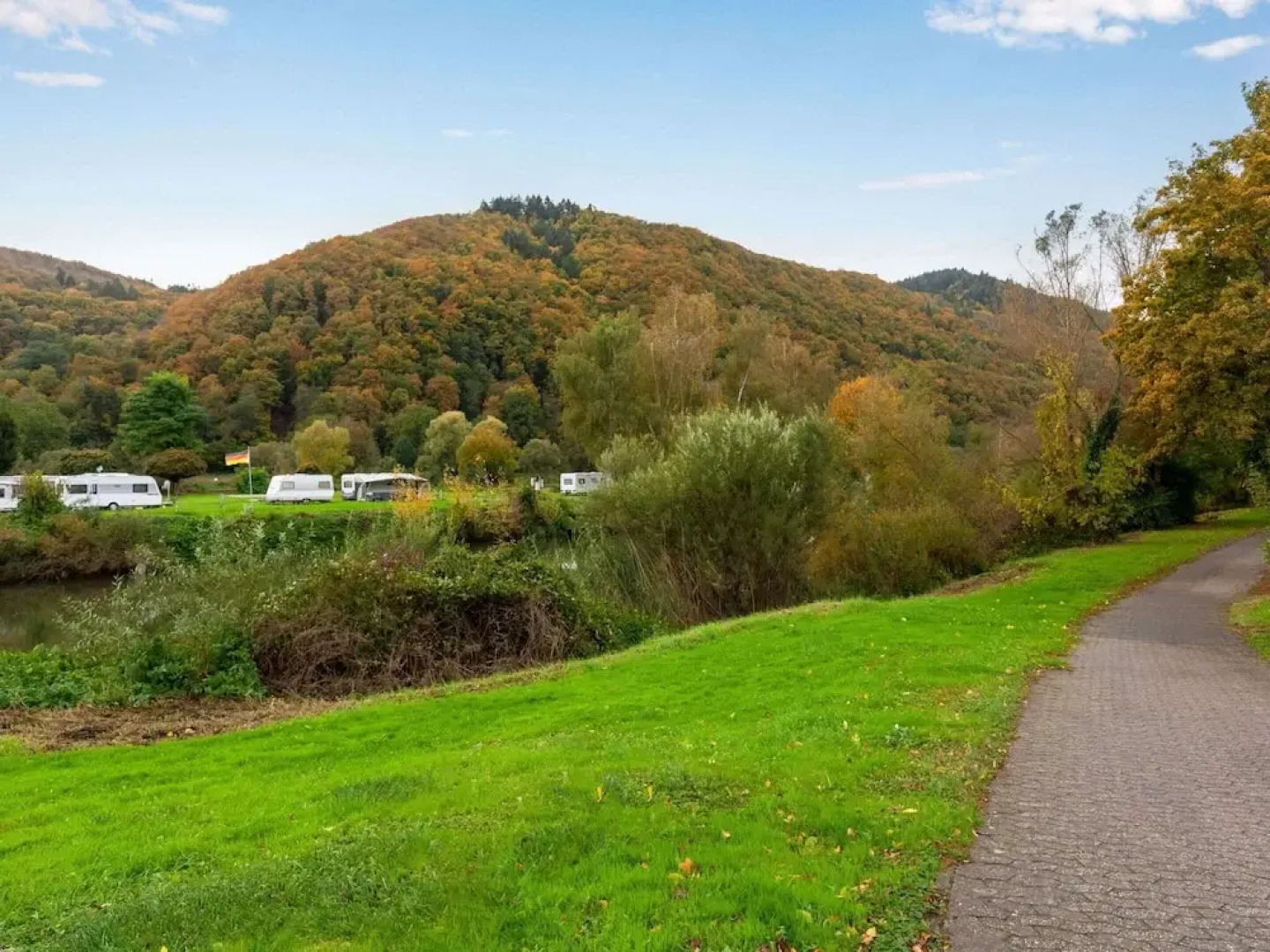 Moselle Riverside Escape