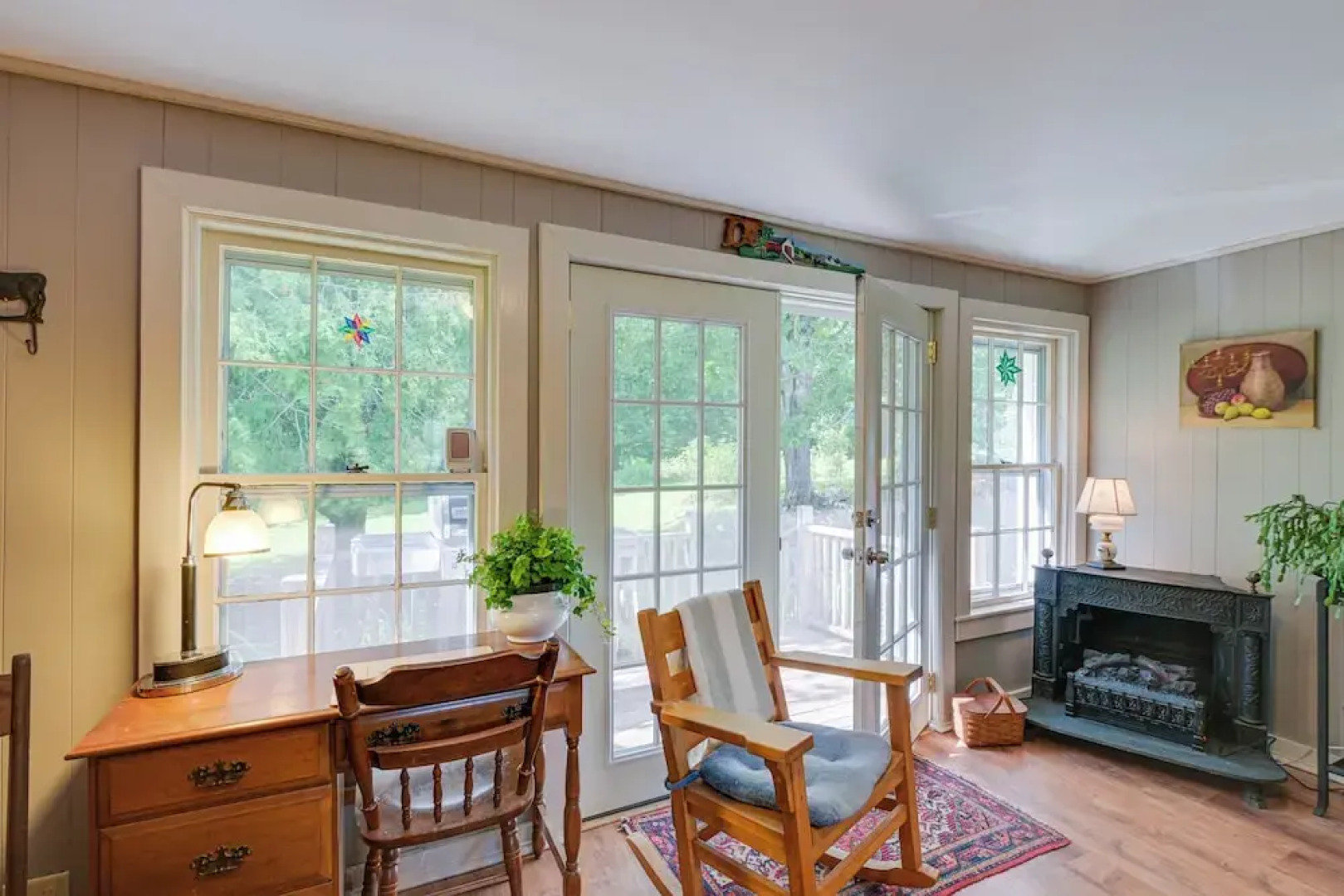 Springvale Farm: Freedom Home With Hiking Trail!