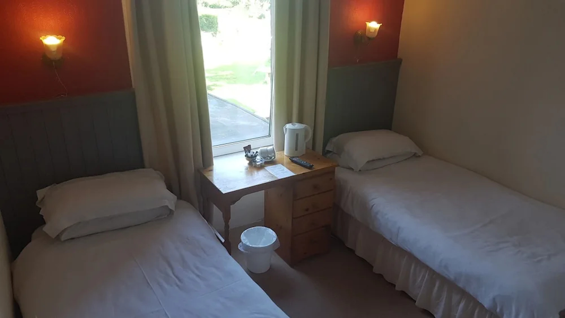 The Townhouse Hotel
