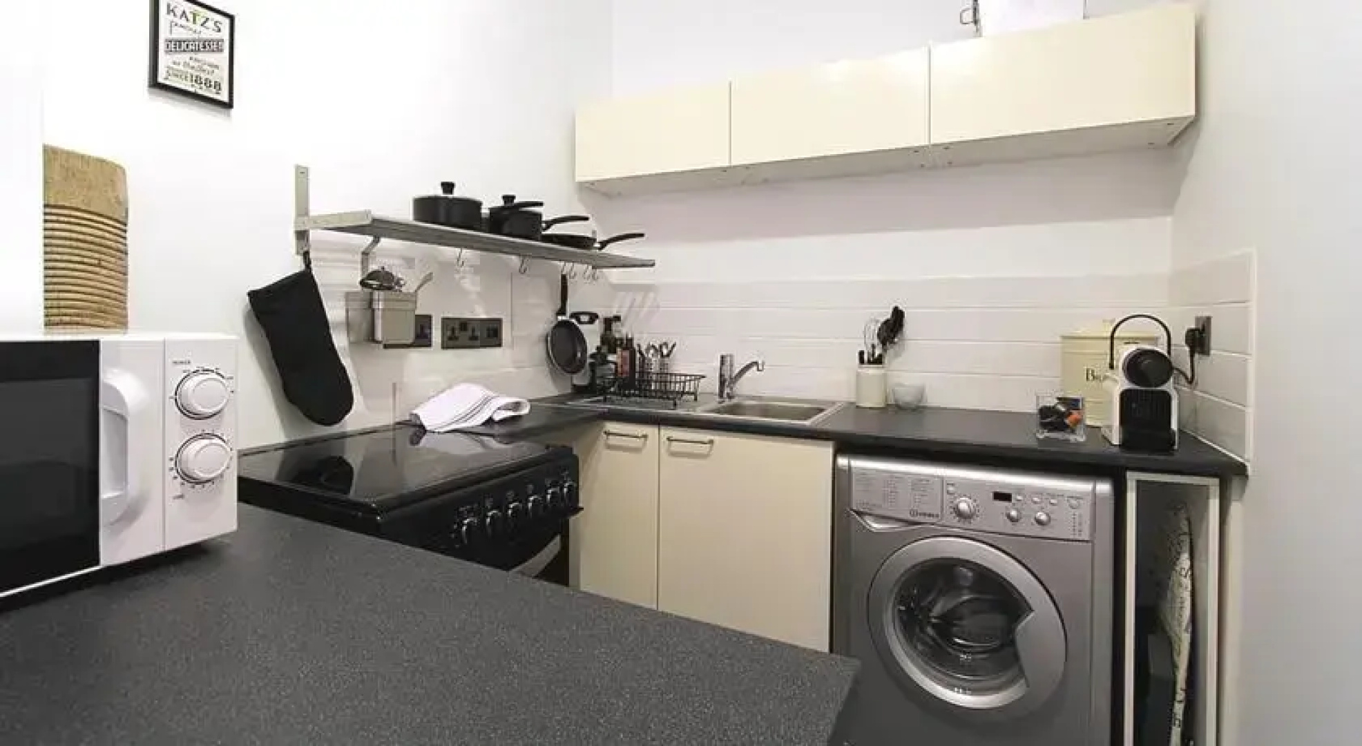 Library Apartment Edinburgh