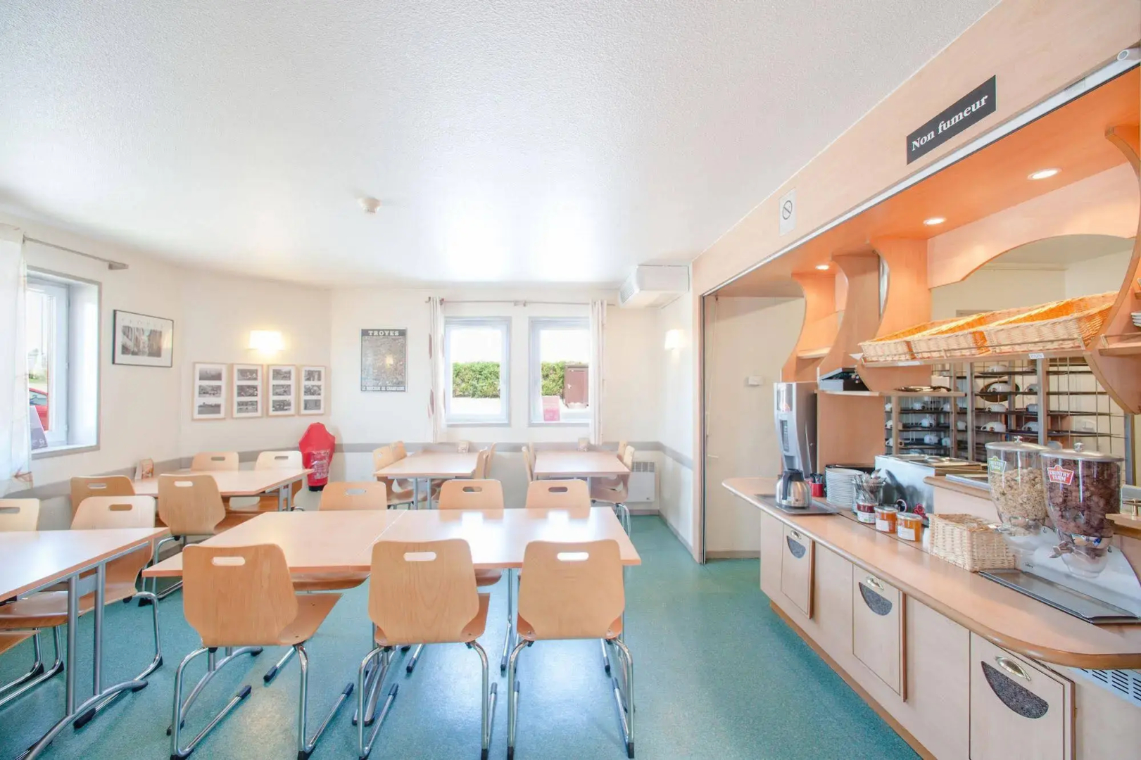 B&B HOTEL Troyes Saint-Parres-aux-Tertres