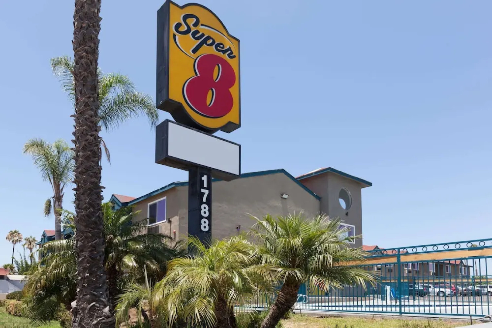 Super 8 Imperial Beach