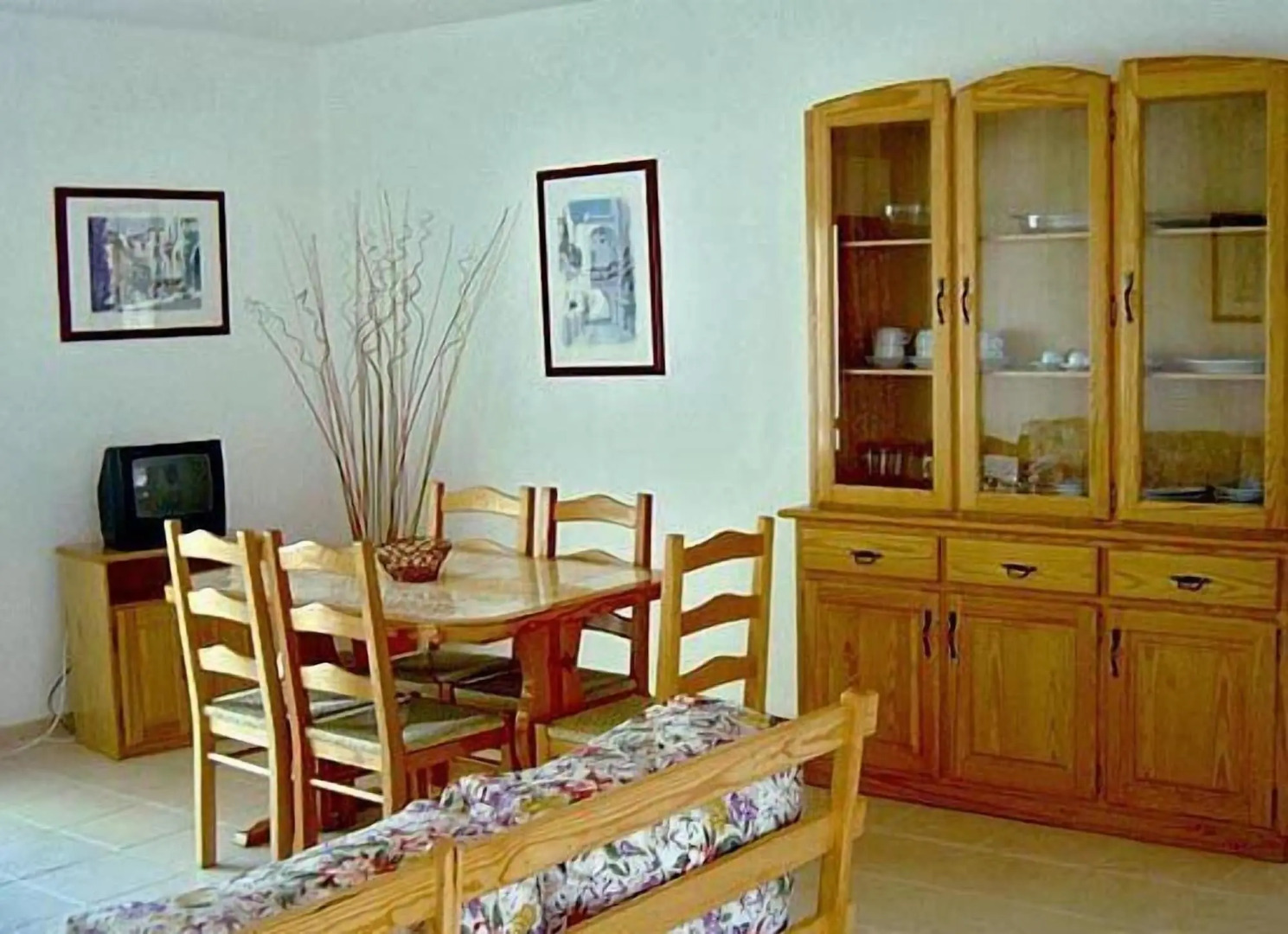 Parque Mourabel, Oasis Village, Pe do Lago