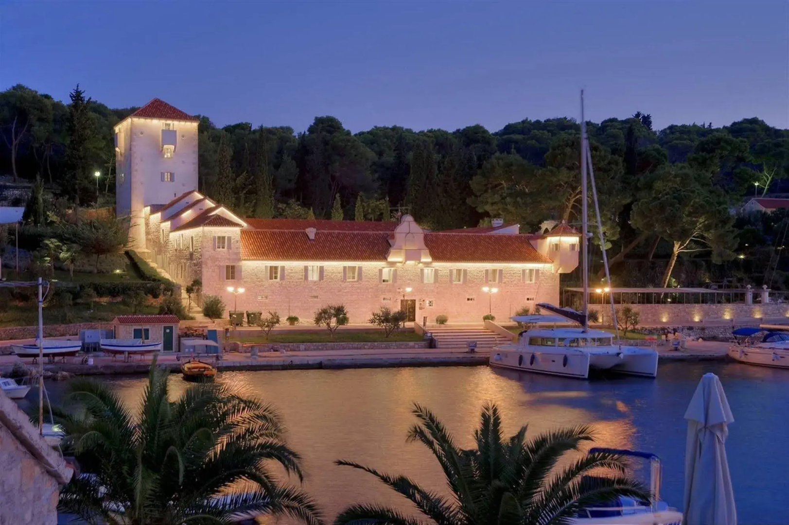 Hotel Martinis Marchi