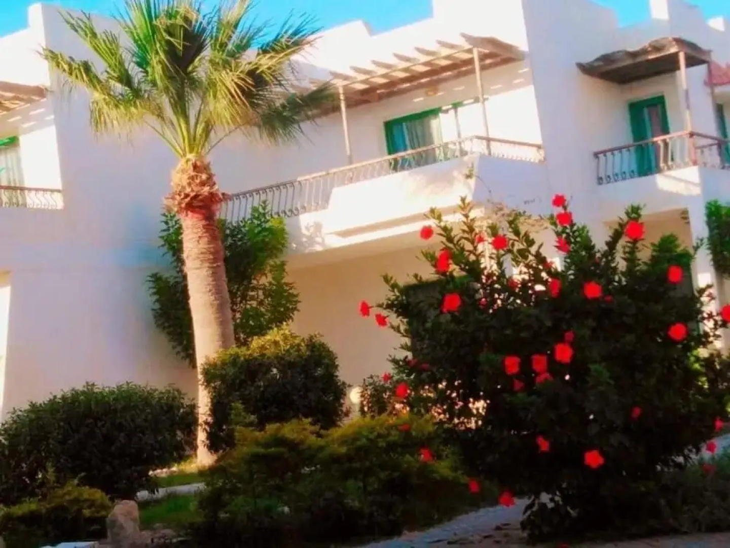Royal Beach Resort