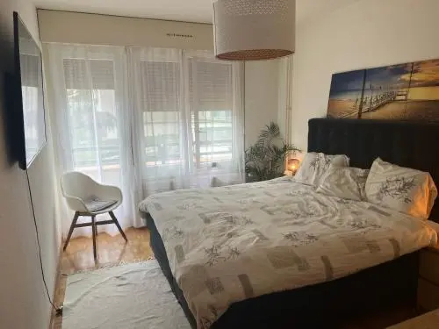 Lovely 2 bedroom flat 10 min from city Center