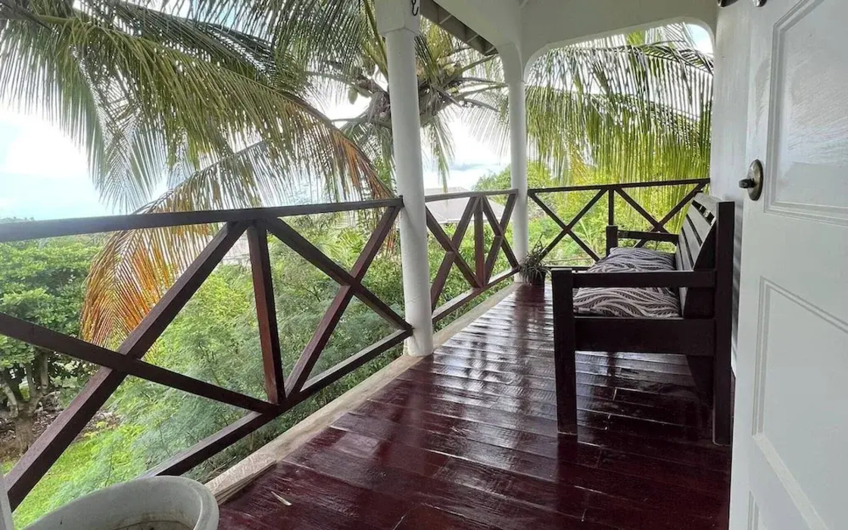 Zenbreak The Tree House Apartment