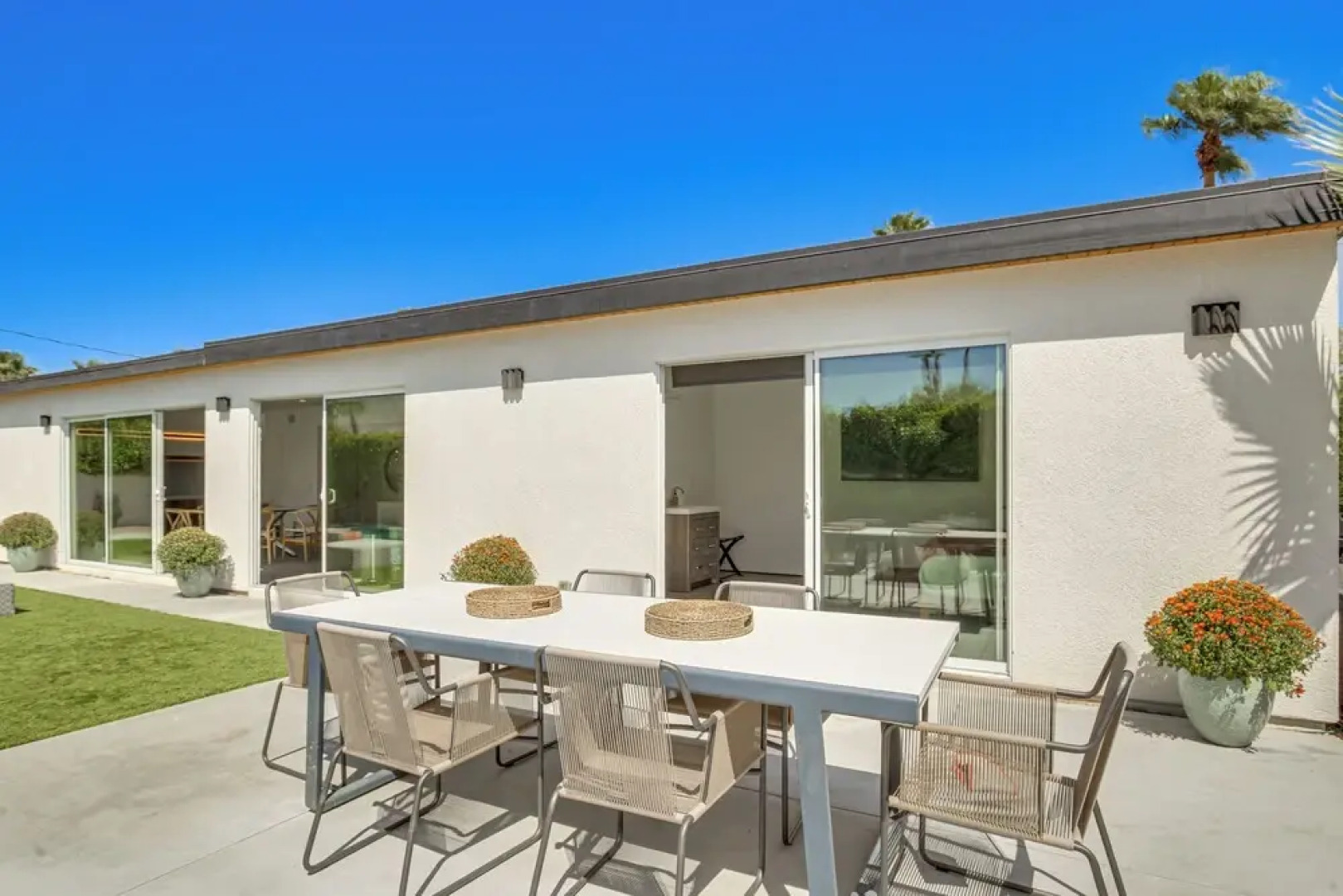 ~ 4 Mi to Dtwn: Dog-friendly Palm Springs Oasis!