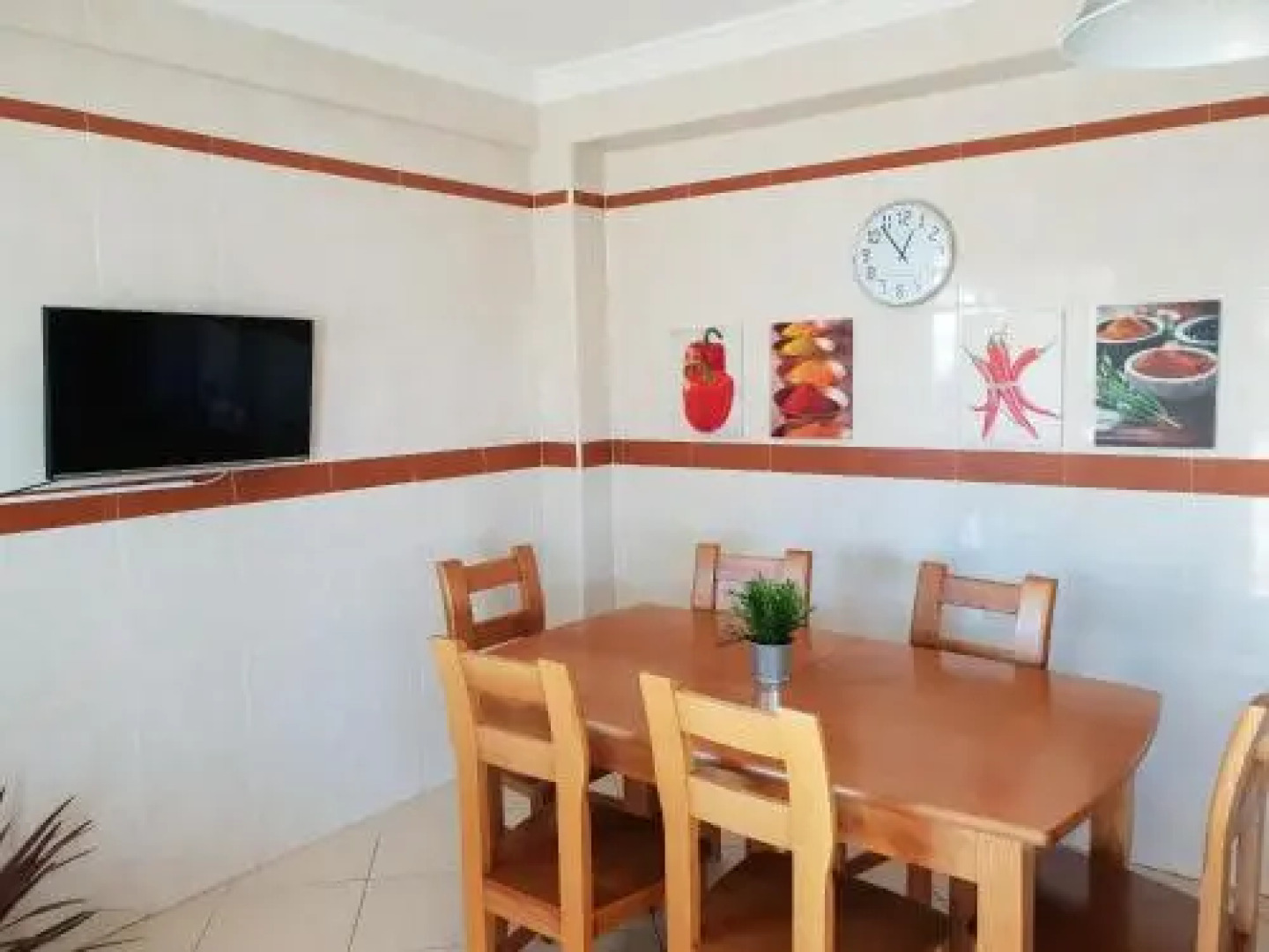 DOWNTOWN-Guest House