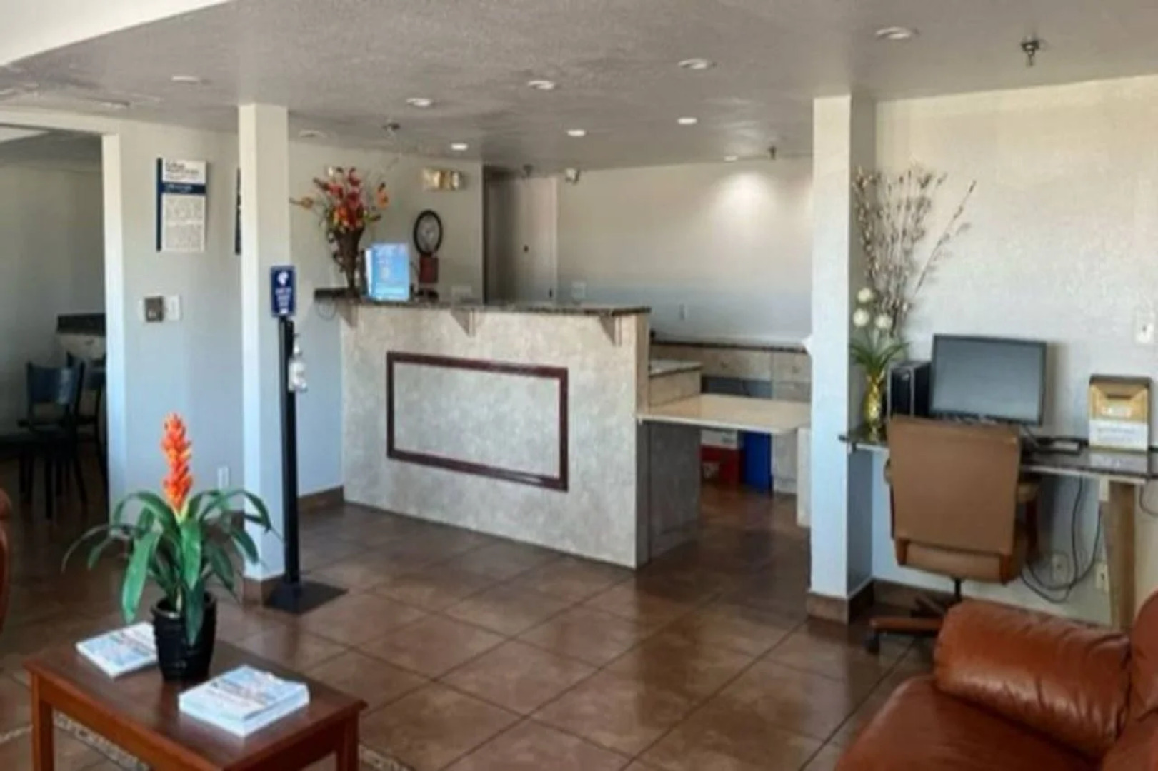 Motel 6 Riviera Beach, FL