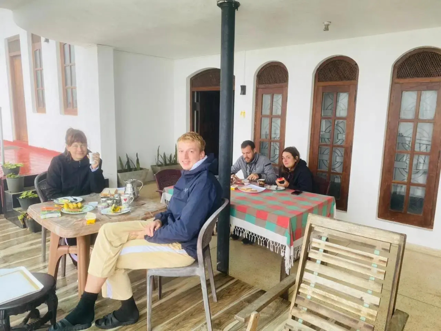 Farah Guest Inn