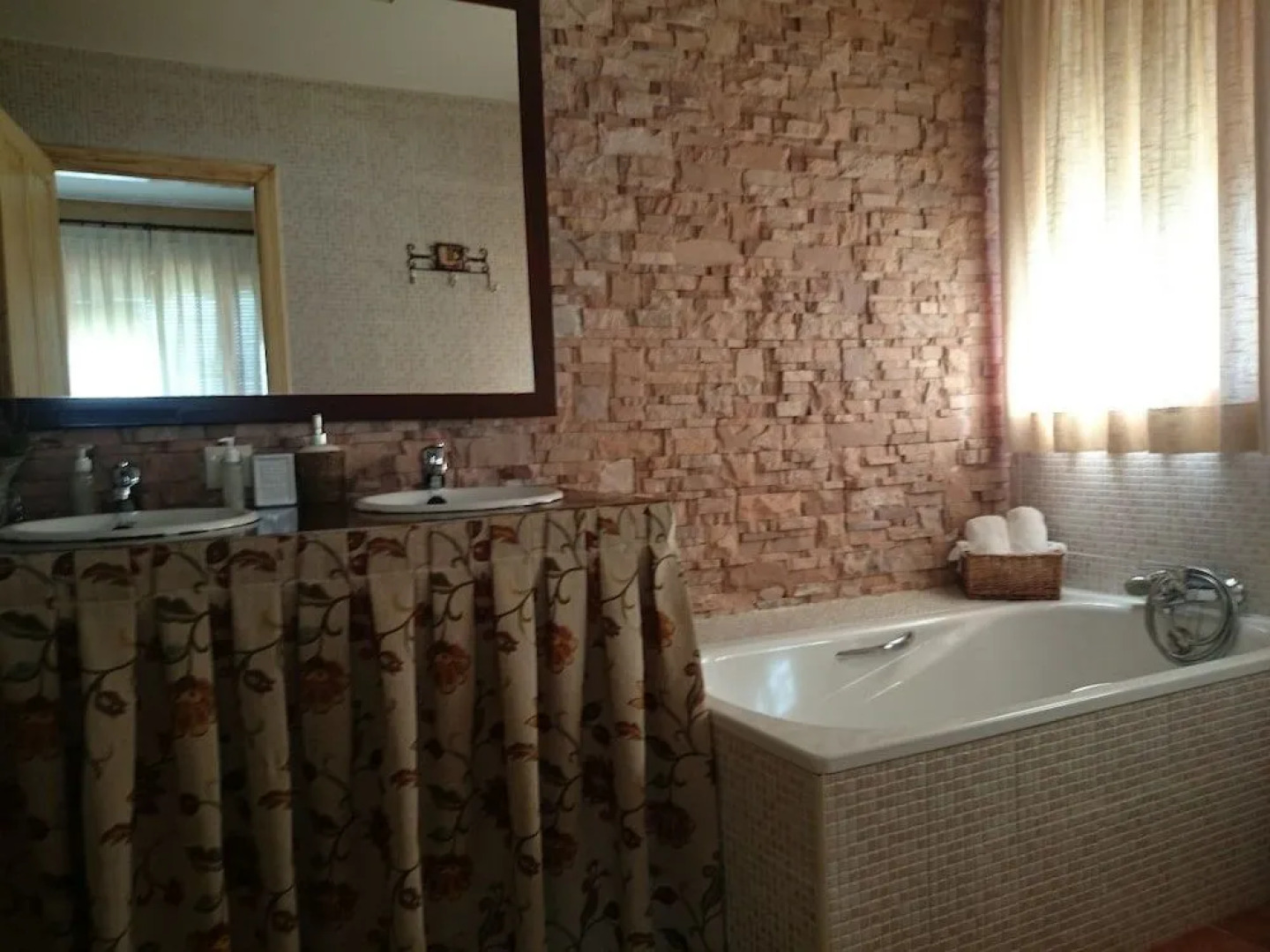 Hotel Rural El Bosque de la Herrezuela