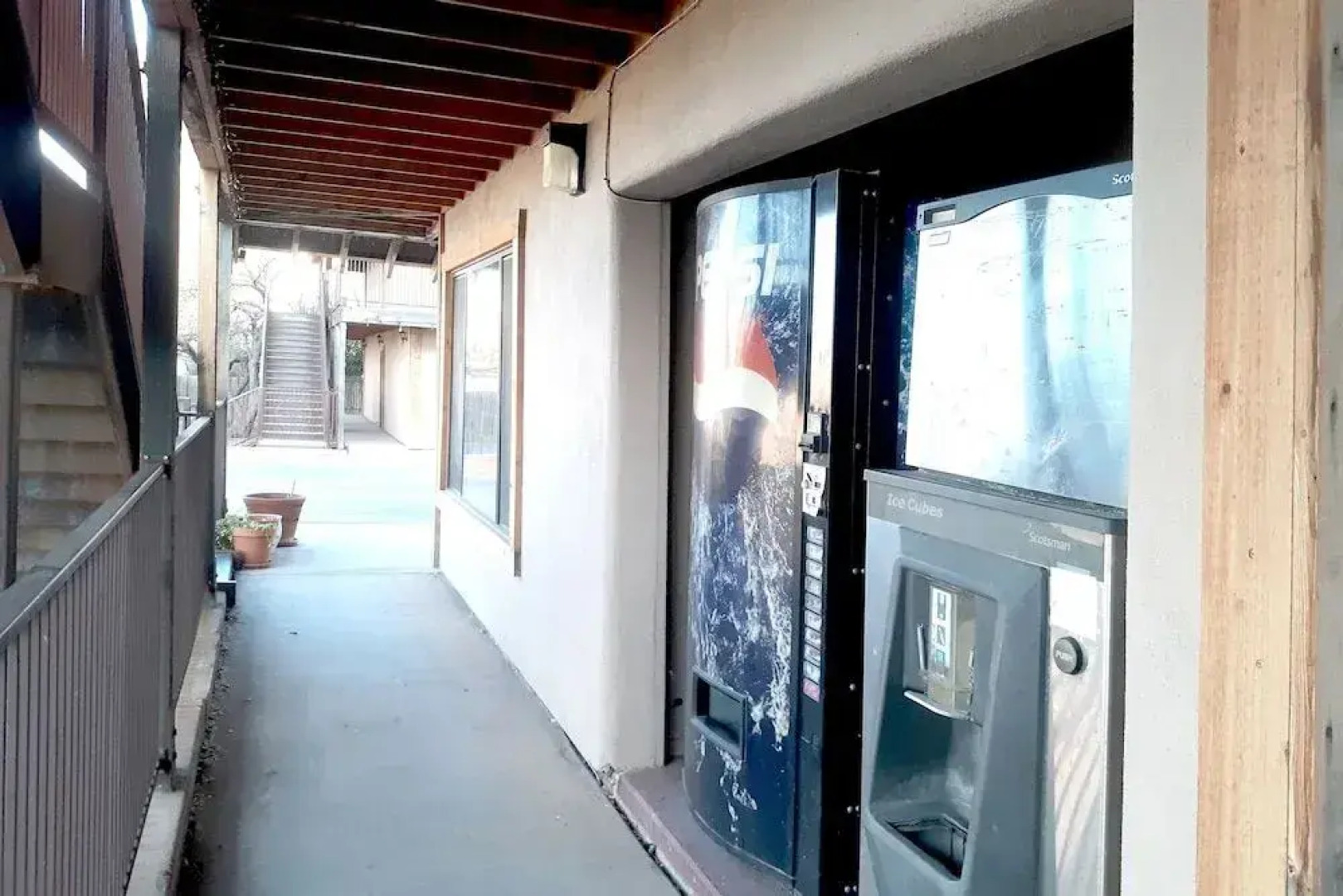 Budget Host Inn Tombstone