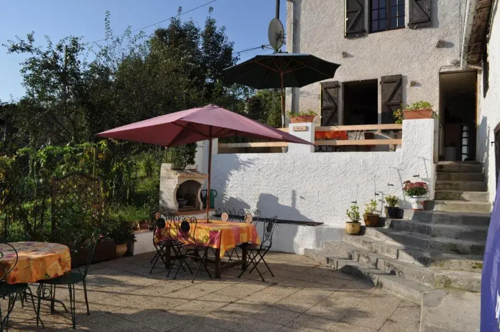 Maison Mariposa - Chambres d'Hôtes et Yourtes