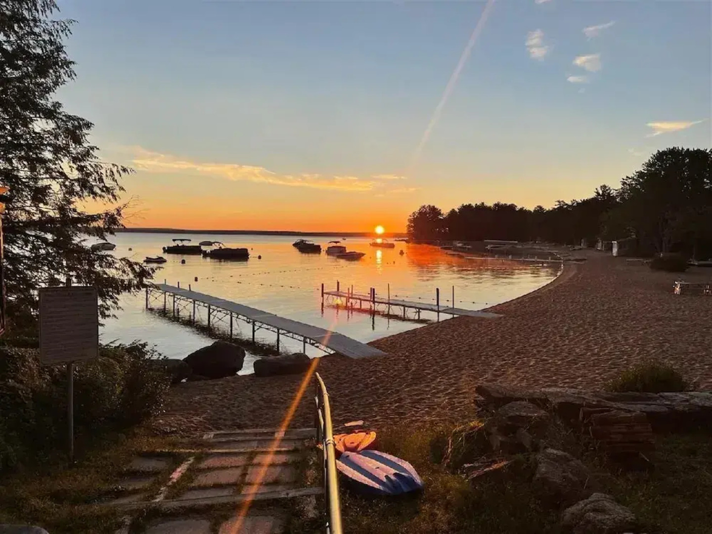 Camp Marcy Limit 8 3 Bedroom Cottage by RedAwning