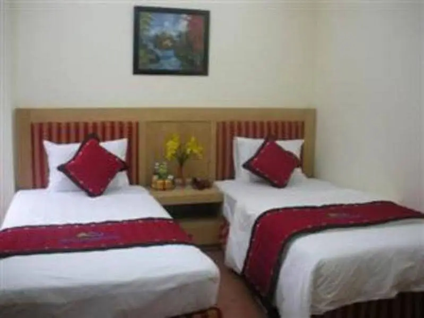 Red Hotel 2