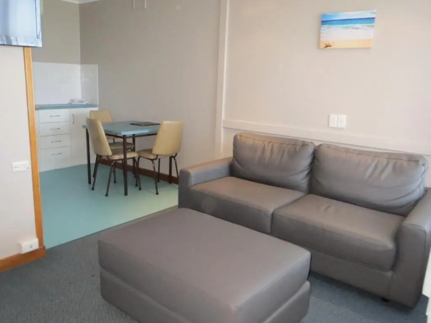 Stansbury Holiday Motel