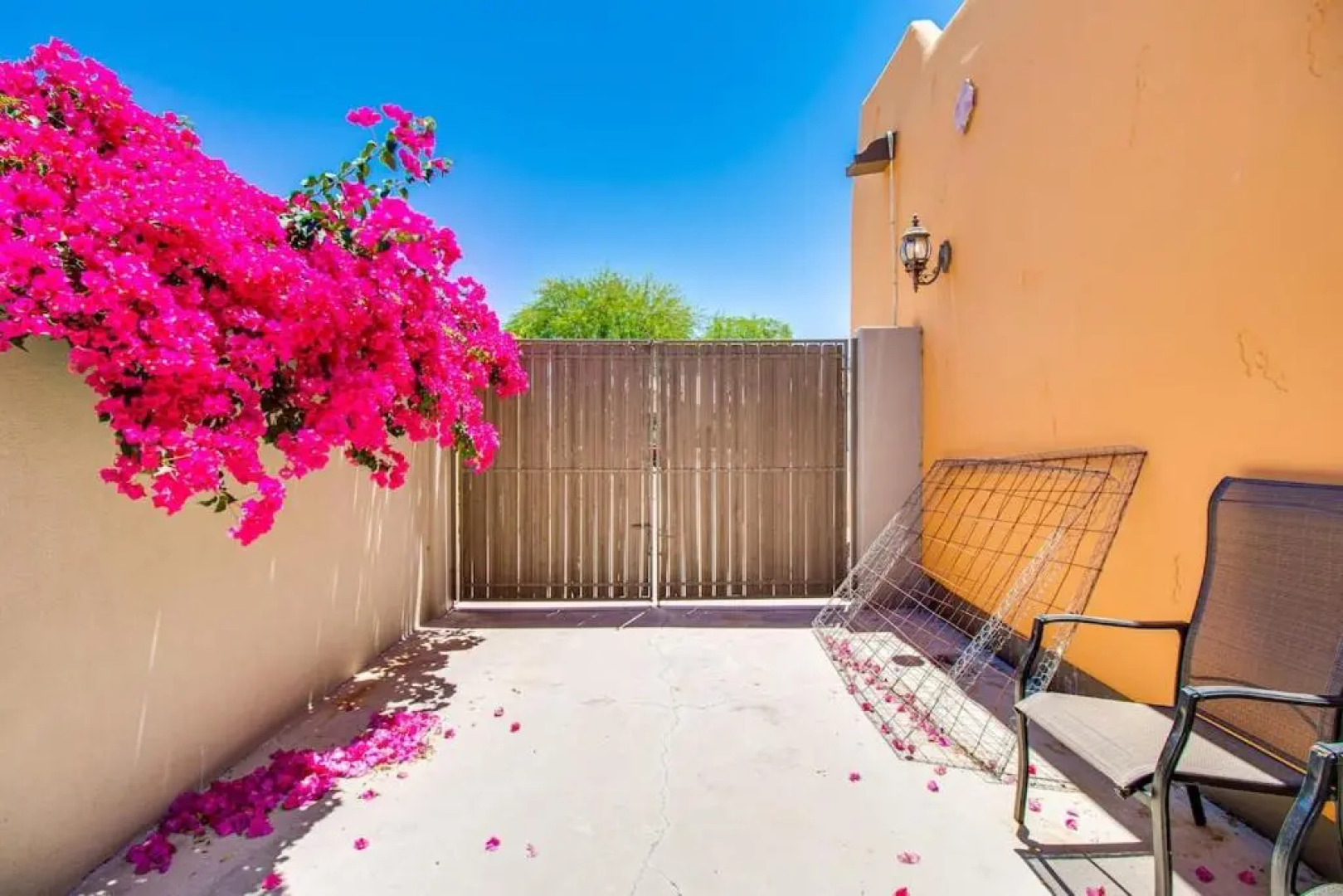 Charming Fountain Hills 3 Bedroom Home!