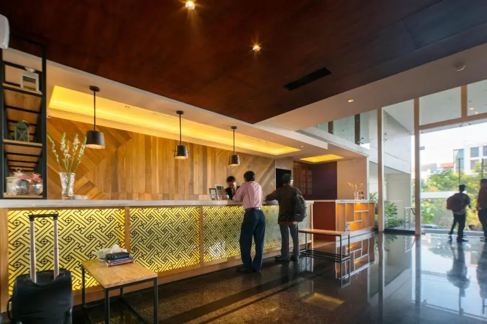 Luminor Hotel Jemursari by WH