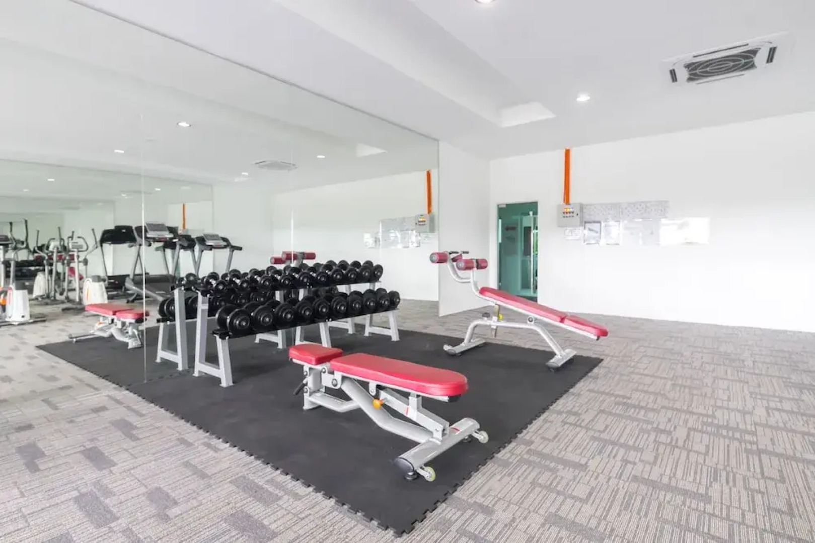 Omputeh Suite at Galleria