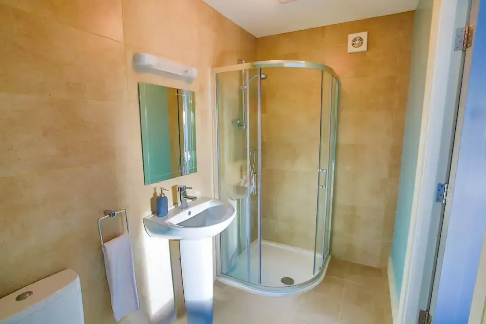 The Red Cottage & Stables