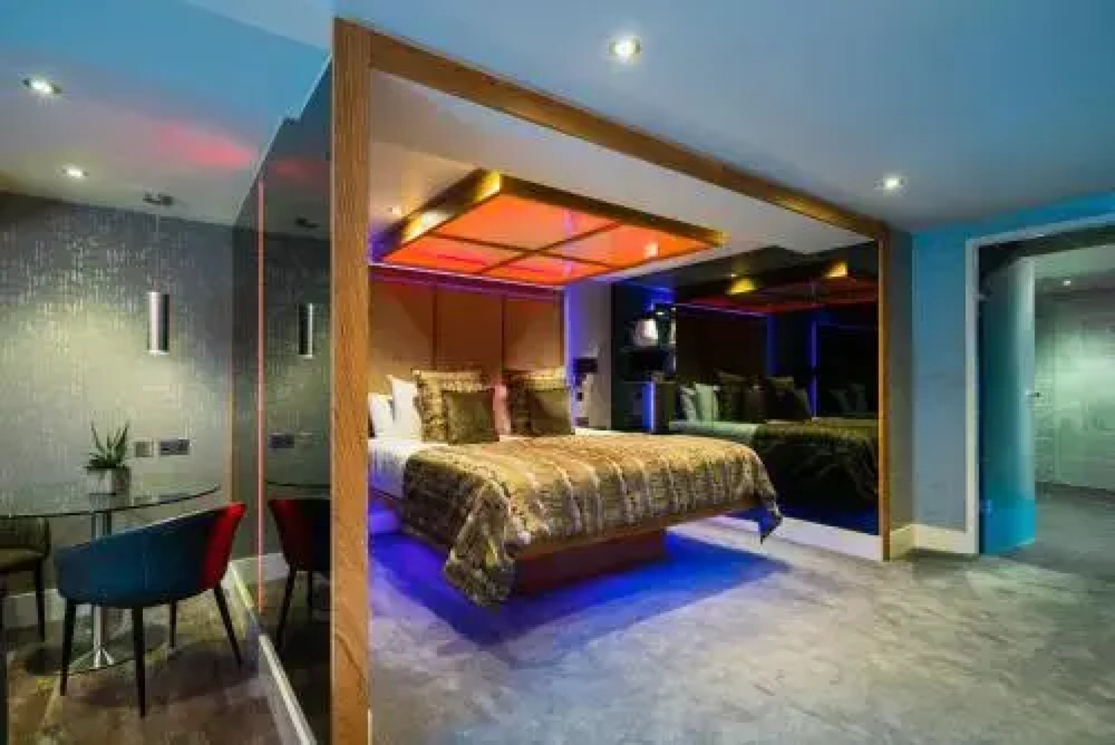 Church Suites by The Cranleigh Boutique