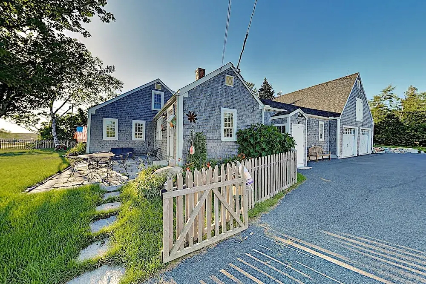 Harbor-view Hideaway W/ Lovely Alfresco Lounges 3 Bedroom Home