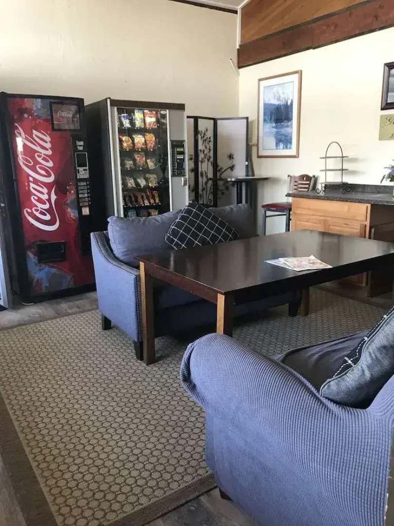 Hooligans Fishing Lodge