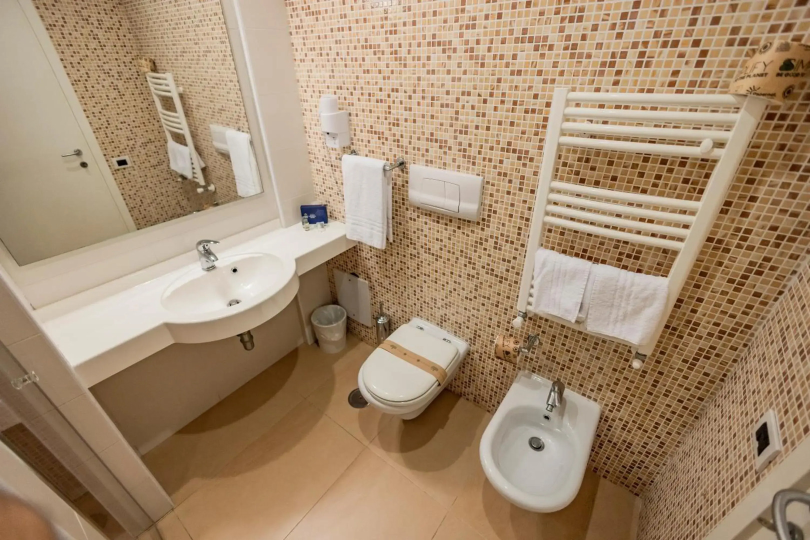 Prince Franklyn Hotel