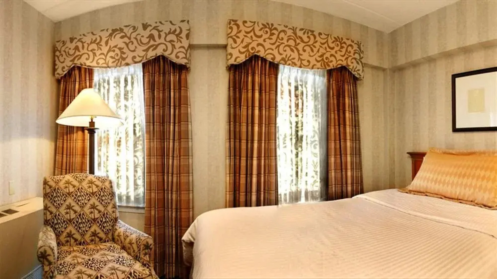 The Latham Georgetown Hotel