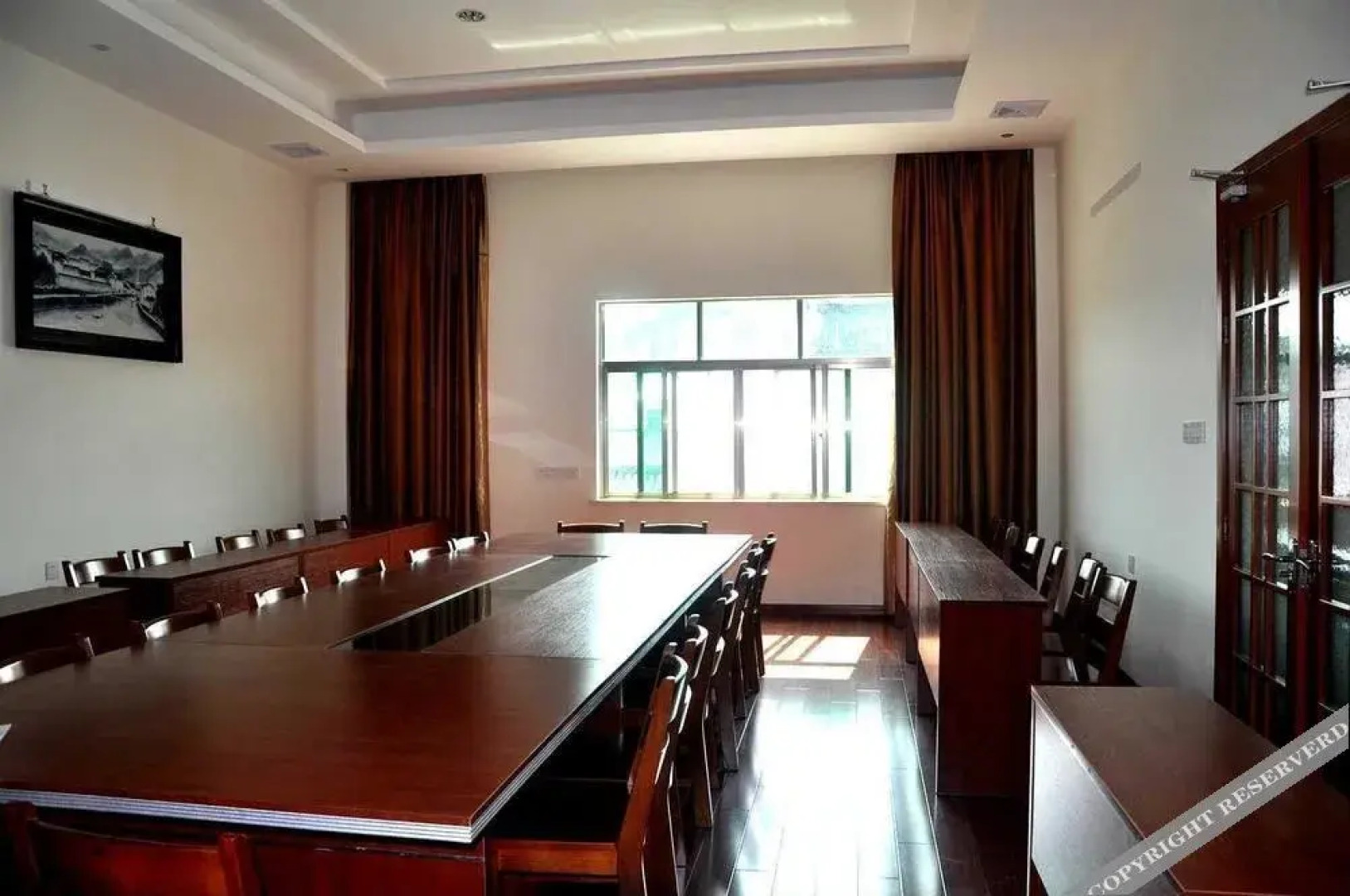 Wuyuan Huayuan Mountain Villa