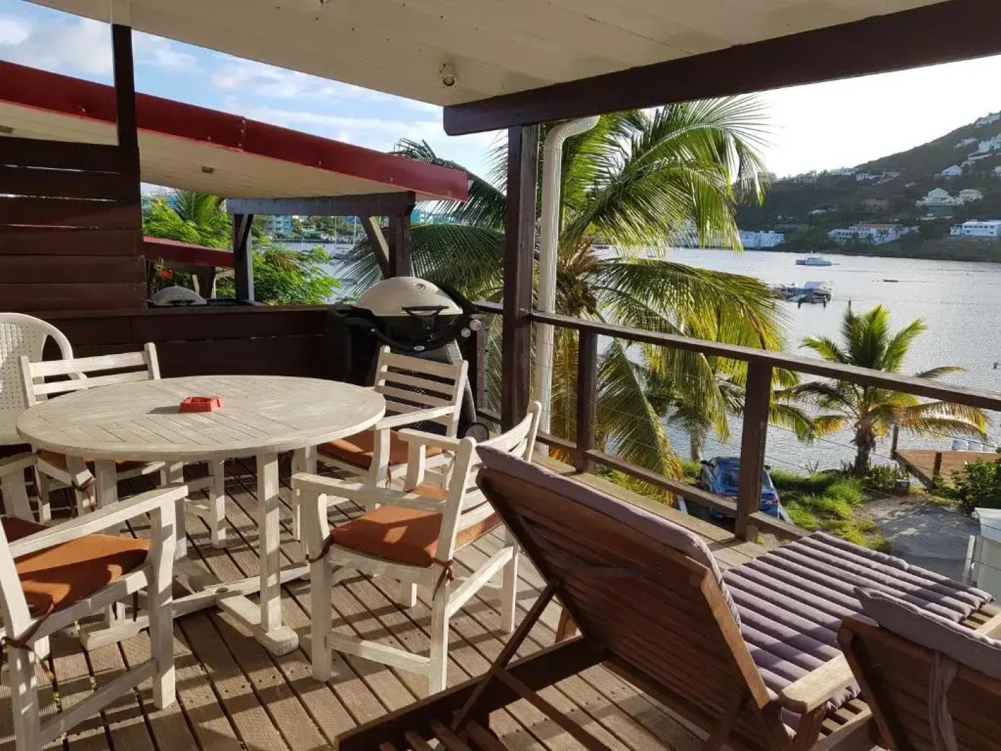 Les Balcons d'Oyster Pond